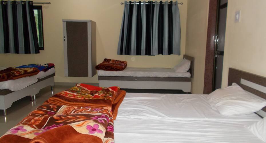 Hotel Galaxy, Beawar 4